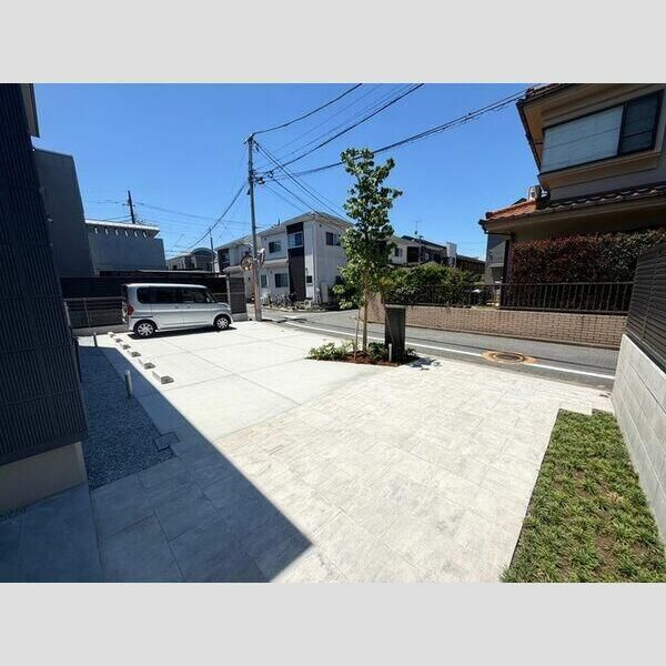 Ｒｏｓｅ　Ｍａｇｎｏｌｉａの駐車場