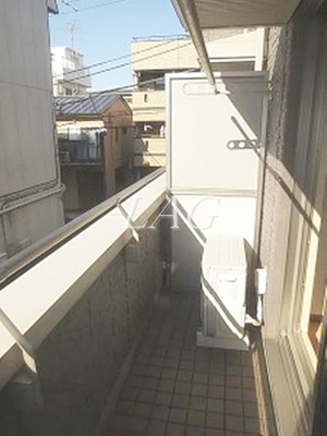 【バルコニー】 | アズーリ蓮根 | バルコニーです。