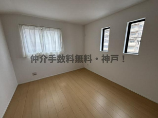 【洋室】 | 神戸市須磨区白川台2丁目　新築戸建　仲介手数料無料！ | 洋室です
