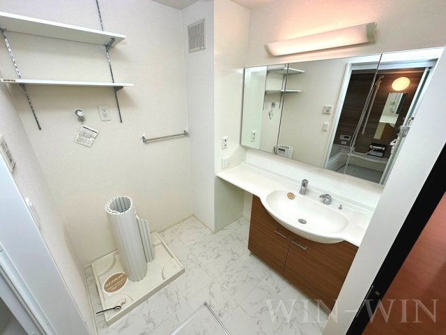 コンフォートの洗面所|イメージ（同建物内別部屋の写真です）