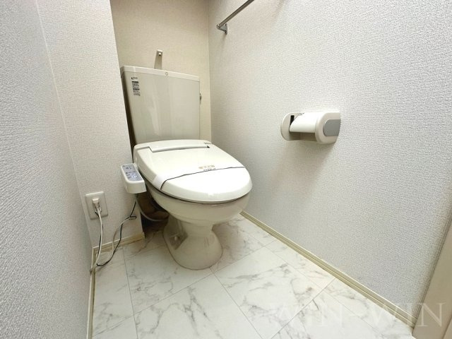 コンフォートのトイレ|イメージ（同建物内別部屋の写真です）