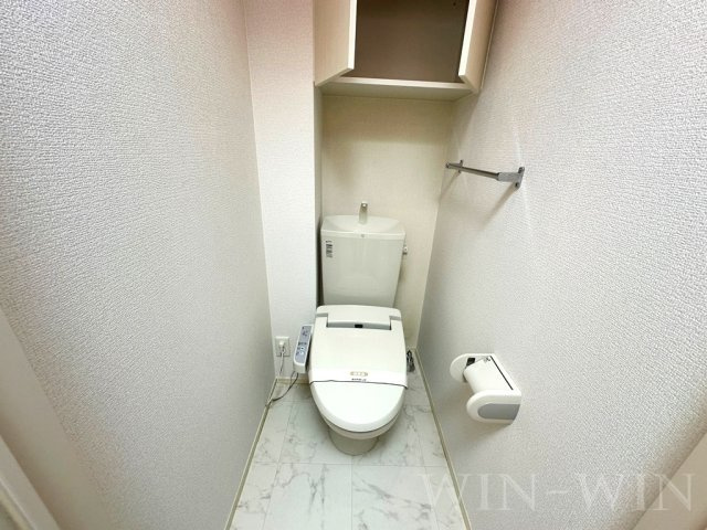 コンフォートのトイレ|イメージ（同建物内別部屋の写真です）