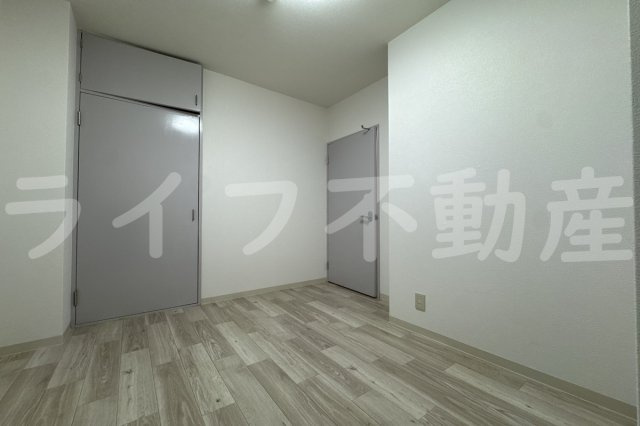 グリーンハイツの内装|明るい色調の室内です