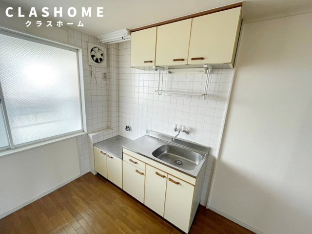 サンシャイン東刈谷のキッチン|同物件の別部屋になります。