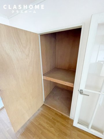 サンシャイン東刈谷の収納|同物件の別部屋になります。
