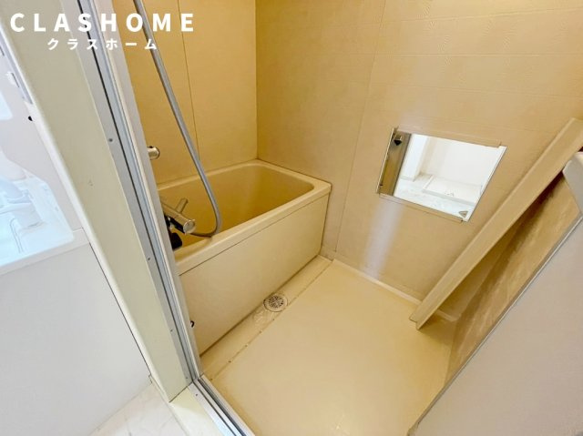 サンシャイン東刈谷の浴室|同物件の別部屋になります。