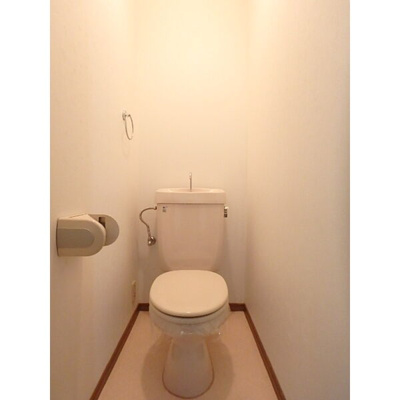 【トイレ】 | ドエルマルシェＢ | 落ち着いたトイレです