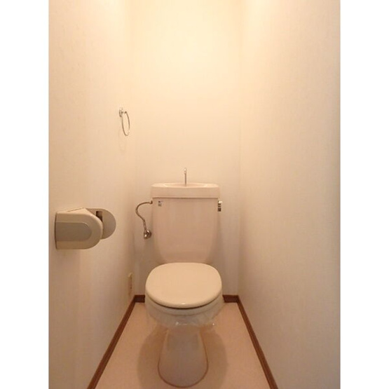 【トイレ】 | ドエルマルシェＢ | 落ち着いたトイレです