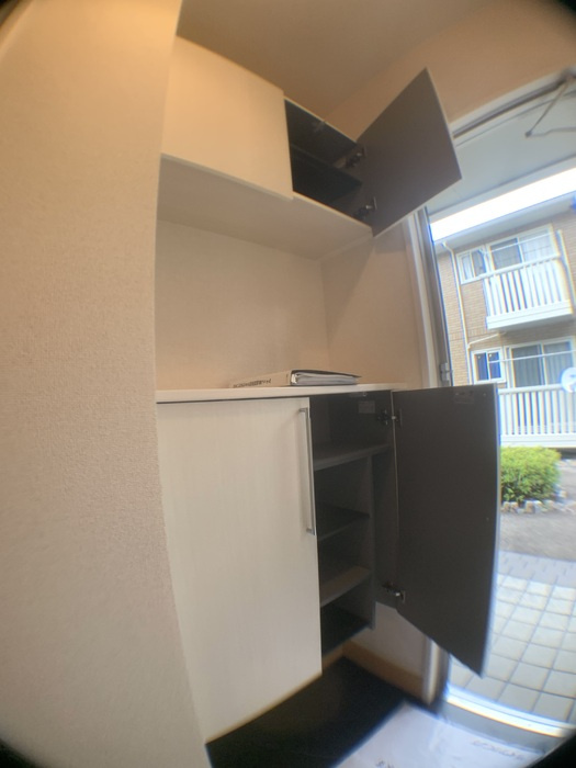 グランモア新豊Ｂ棟の玄関