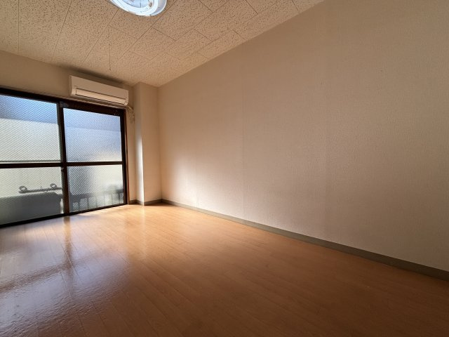 メゾンエイトの居間・リビング