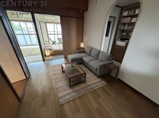 家具はAIにより配置加工されているため付属しません。