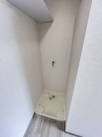 大阪市都島区都島中通３丁目のアパートのバルコニー