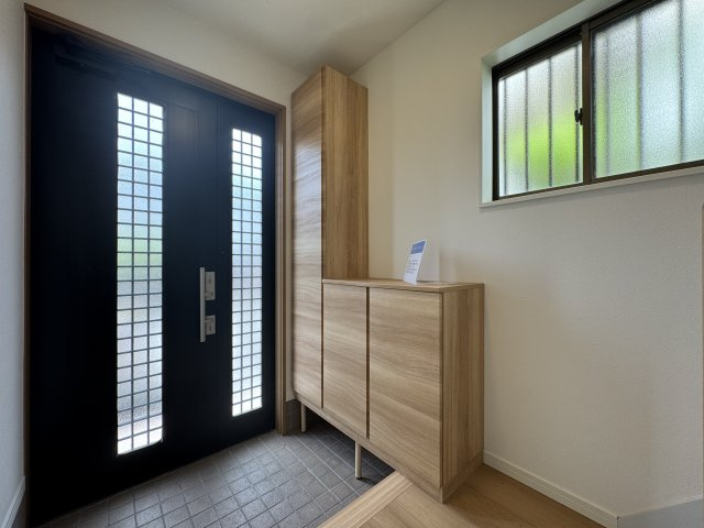 神戸市西区富士見が丘５丁目戸建の玄関
