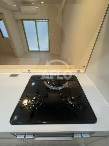 スプランディッド新大阪VIIIのキッチン|コンロ
