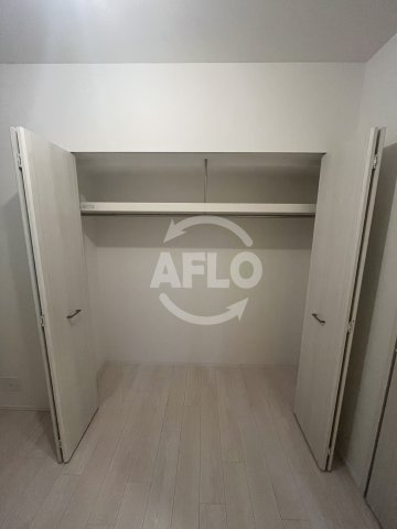 スプランディッド新大阪VIIIの収納|クローゼット