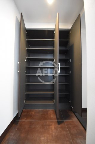 S-RESIDENCE淀屋橋の収納|S-RESIDENCE淀屋橋　シューズボックス