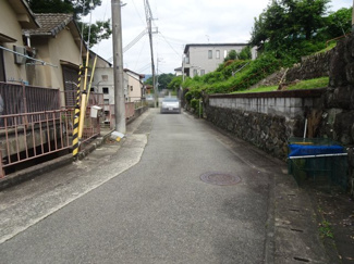 【前面道路含む現地写真】
