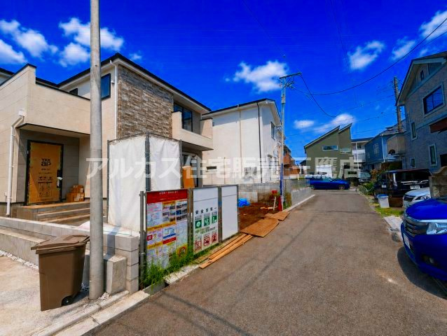 西武多摩川線 新小金井駅 13分 新築戸建 小金井市東町1丁目の前面道路含む現地写真