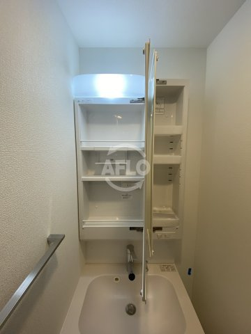 アドバンス西梅田ジェイスの独立洗面台|アドバンス西梅田ジェイズ　独立洗面台
