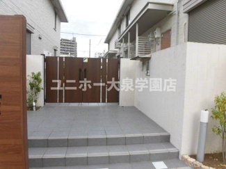 【エントランス】 | シャルマン高野台　Ａ