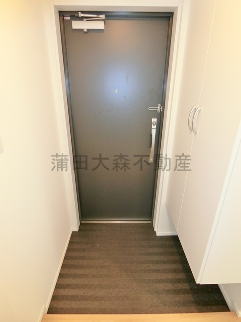 アグライア久が原の玄関