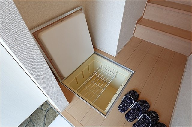 【玄関】 | 玄関に床下収納