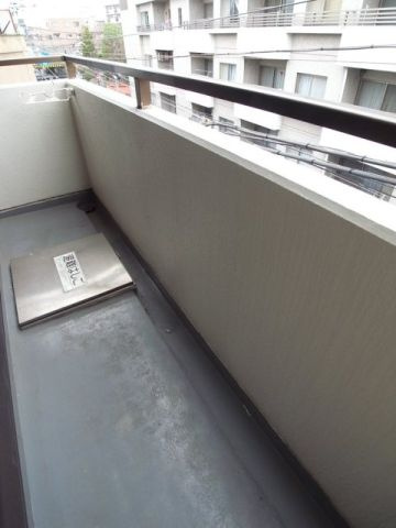 ファサード田園調布のバルコニー