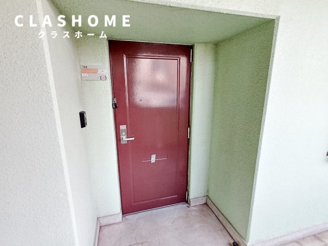 ソシア十三塚の玄関