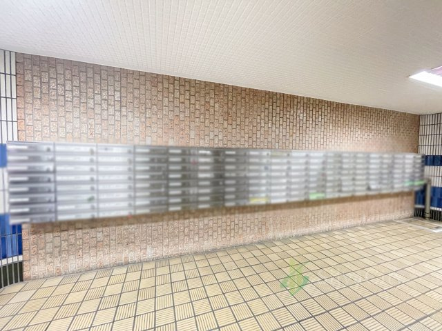 西蒲田スカイハイツの設備|集合ポスト