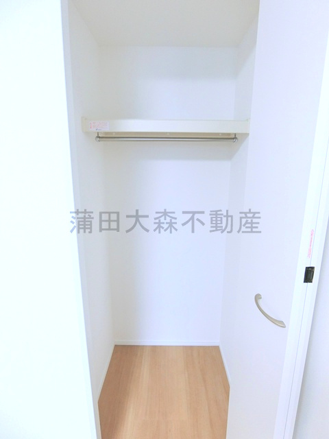 アグライア久が原の設備|洋室5帖の収納　クローゼット➁