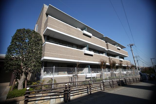 川崎市麻生区高石２丁目の賃貸マンション