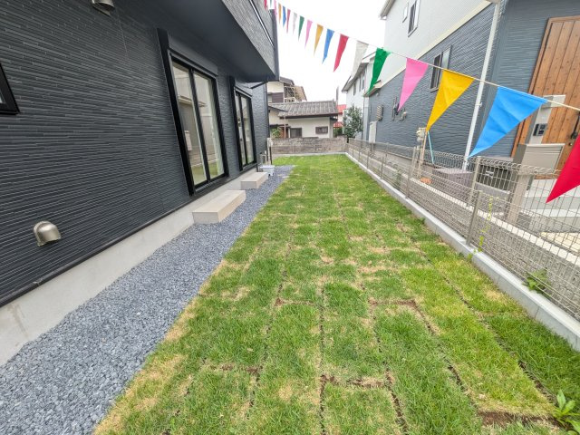 水戸市西原　1丁目　3期　新築戸建ての庭
