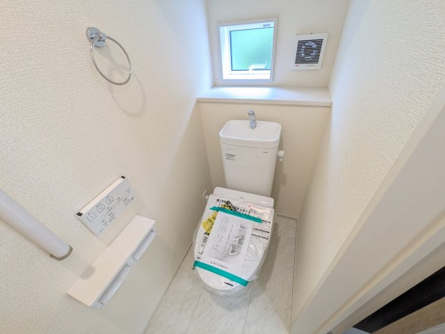 水戸市西原　1丁目　3期　新築戸建てのトイレ|高い節水性能で、水道代を大幅にカット。環境とお財布に優しく、家計をしっかりサポートします。