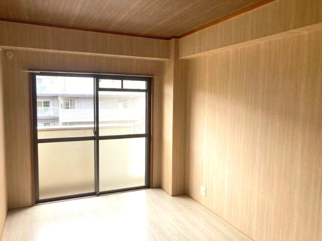 西船橋レジデンスの居間・リビング