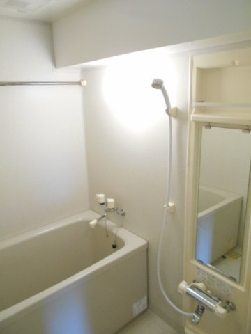 福岡市南区大楠２丁目の賃貸マンションの浴室