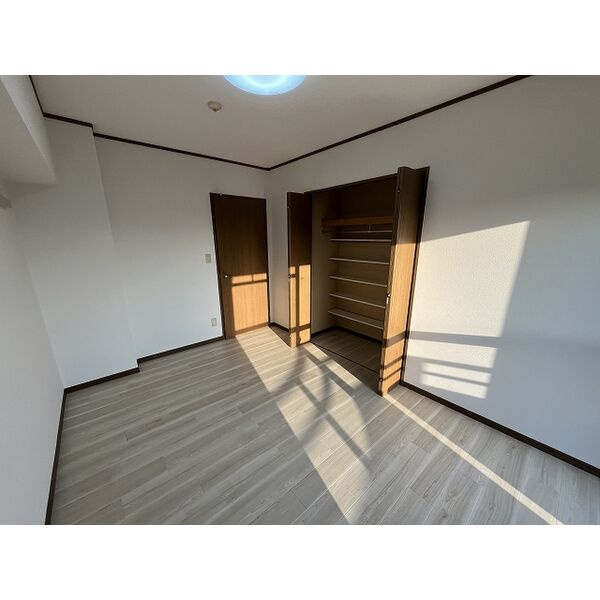 淀川ハイライフマンションの収納|クローゼット