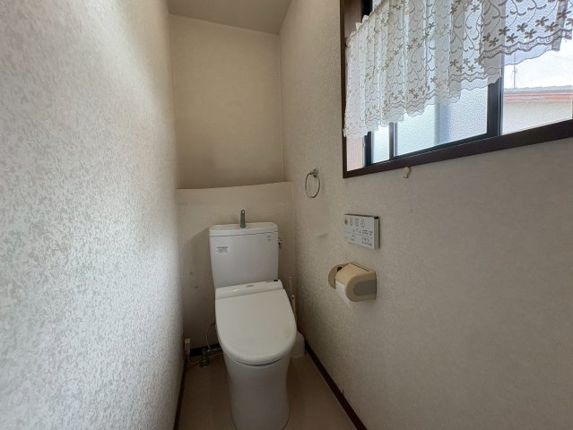 向日市寺戸町大牧　　　　　のトイレ|2階 トイレ