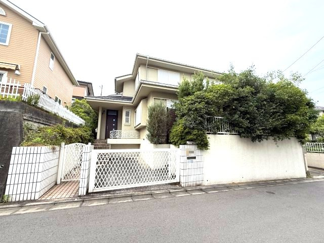 閑静な住宅街　整形地