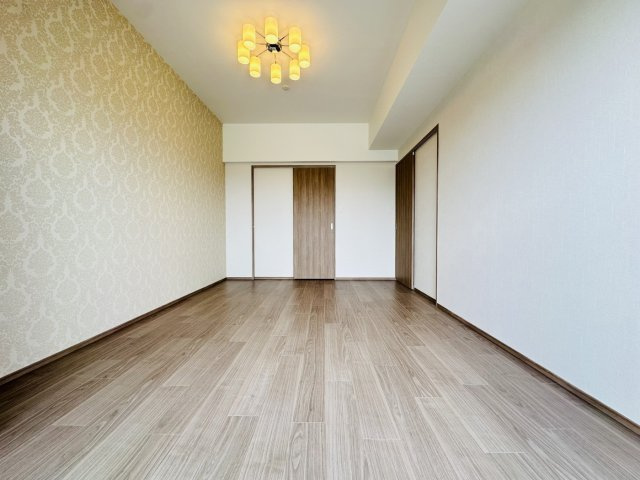 【寝室】プレジオ西宮北口