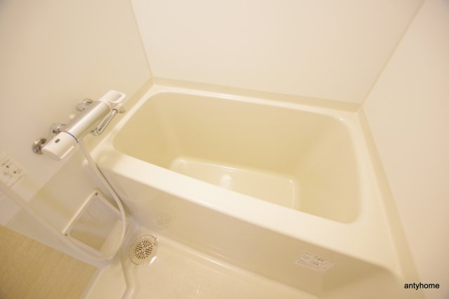 W-STYLE福島2ウィステリア　仲介手数料無料の浴室