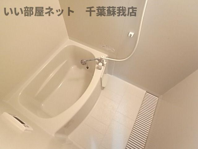 ファミールの浴室|落ち着いた空間のお風呂です