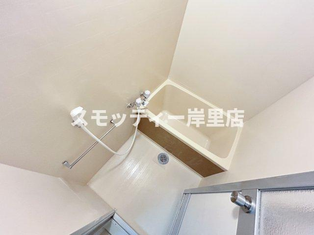パラドール北加賀屋の浴室