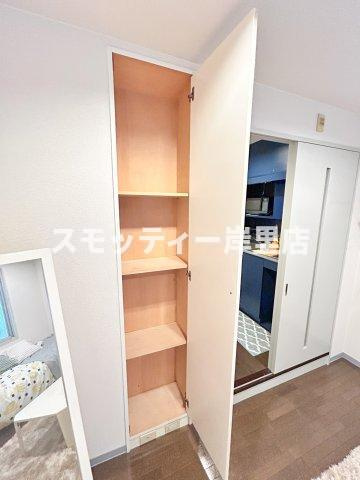 パラドール北加賀屋の収納