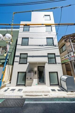 グランデ駒場の外観