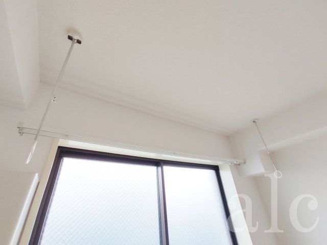 杉並区西荻南２丁目の賃貸マンションの設備|室内干し設備。外観がキレイに保たれるメリットも。