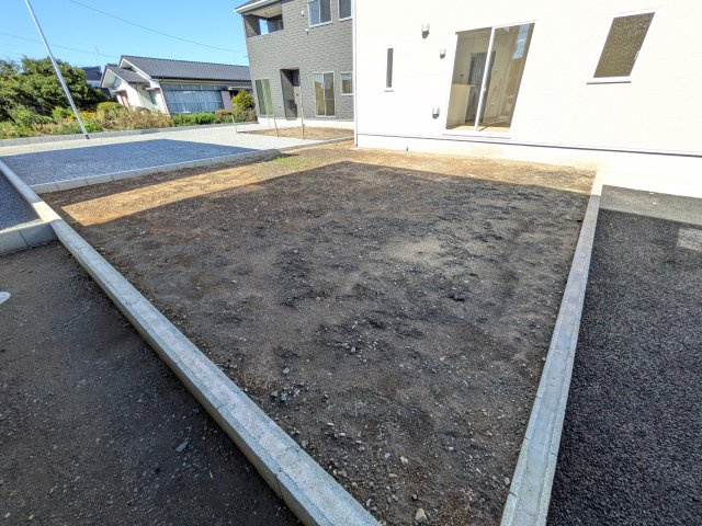 那珂市杉　第3　１号棟の庭|日当たりや広さを現地で体感してください。理想のガーデニングや家庭菜園を始めてみませんか。