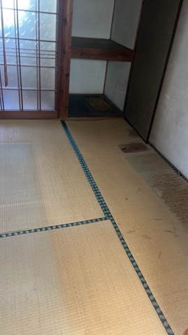 福岡県直方市頓野　中古戸建の和室|畳の上でゆっくりとくつろげる和室です