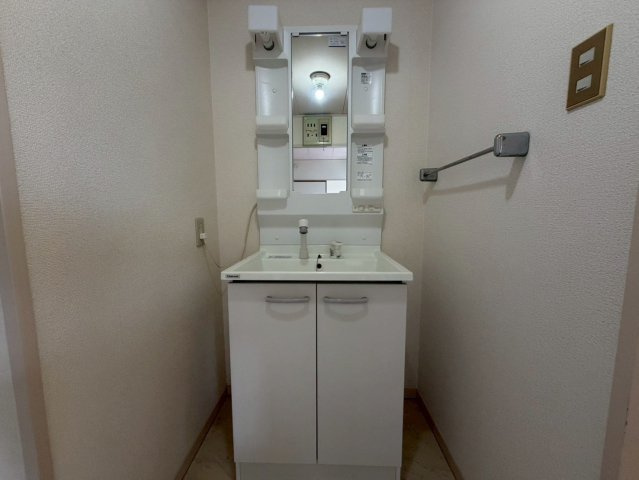シャンピア馬乗Aの洗面所