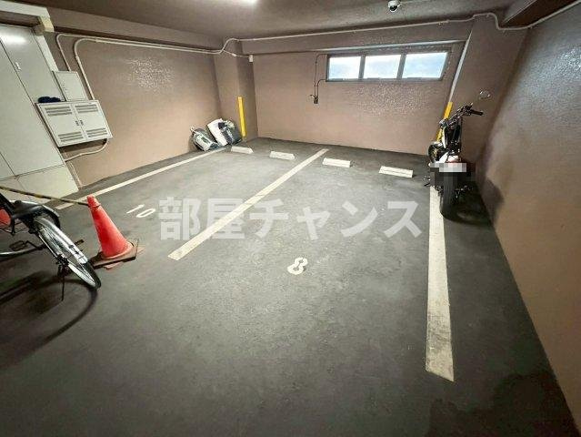 シティライフ名駅の駐車場