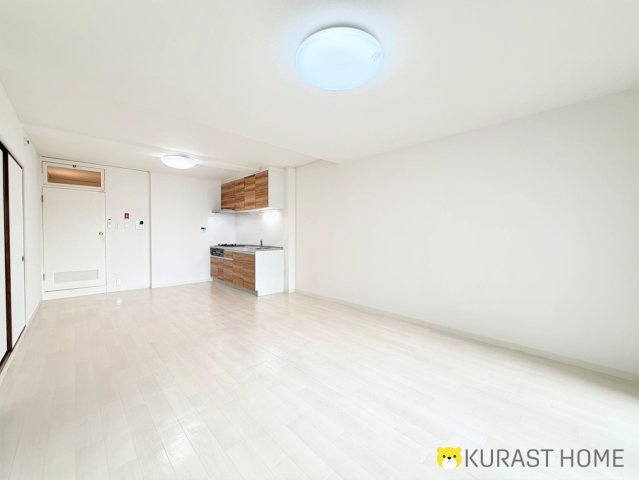 深草西浦住宅　5階の居間・リビング